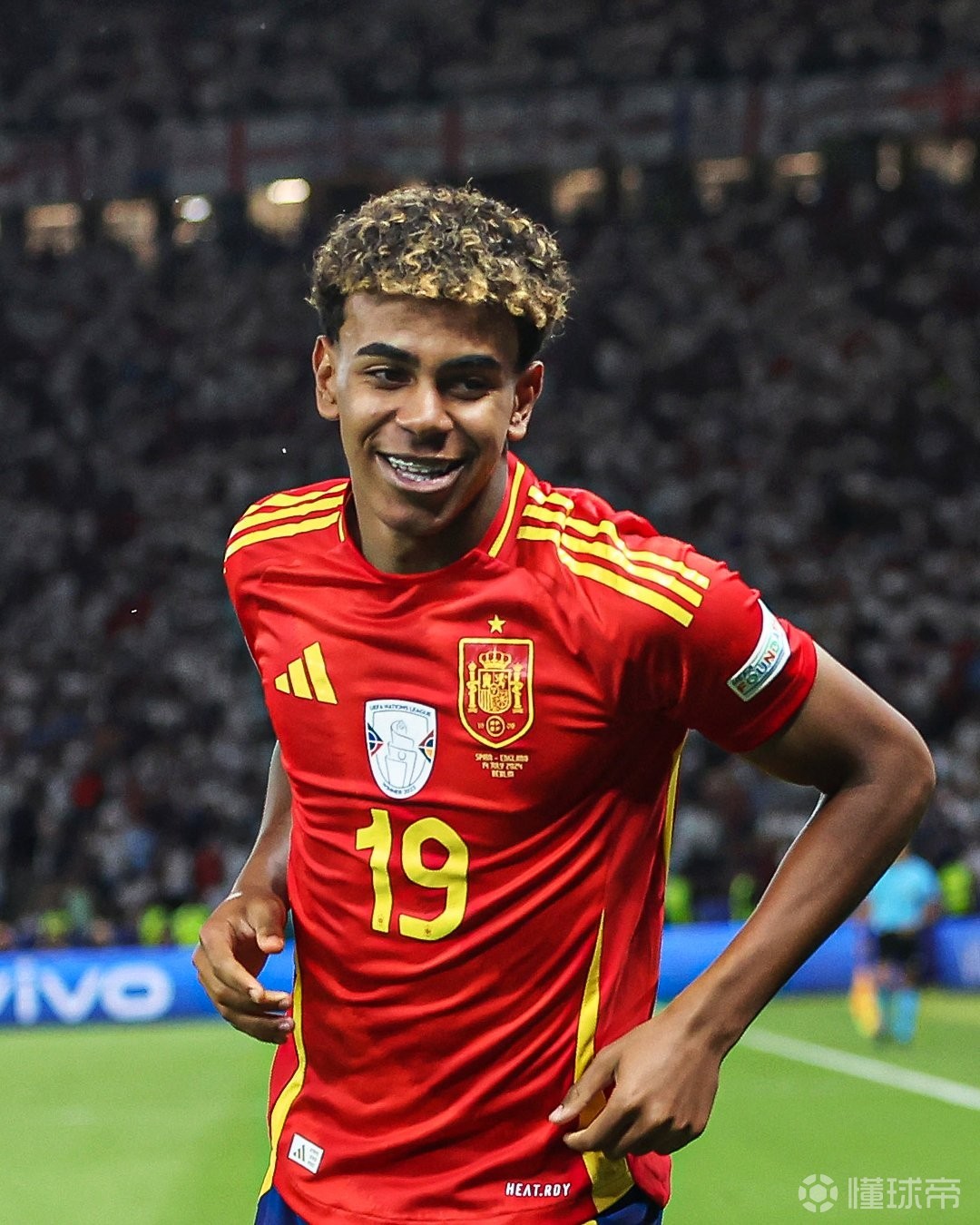 JDG赛后返图：曾经的TES双子星，互相拥抱的369与Knight